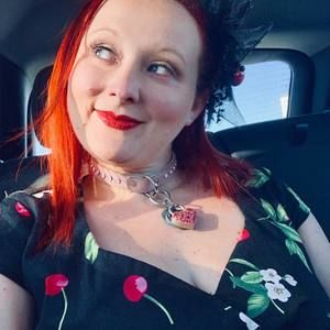 Meet your Posher, Candace